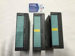 SIEMENS SIMATIC S7 6ES7 322-1BF01-0AA0 6ES7322-1BF01-0AA0