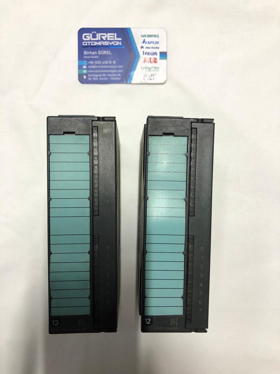 SIEMENS SIMATIC S7 6ES7 322-1HH01-0AA0 6ES7322-1HH01-0AA0