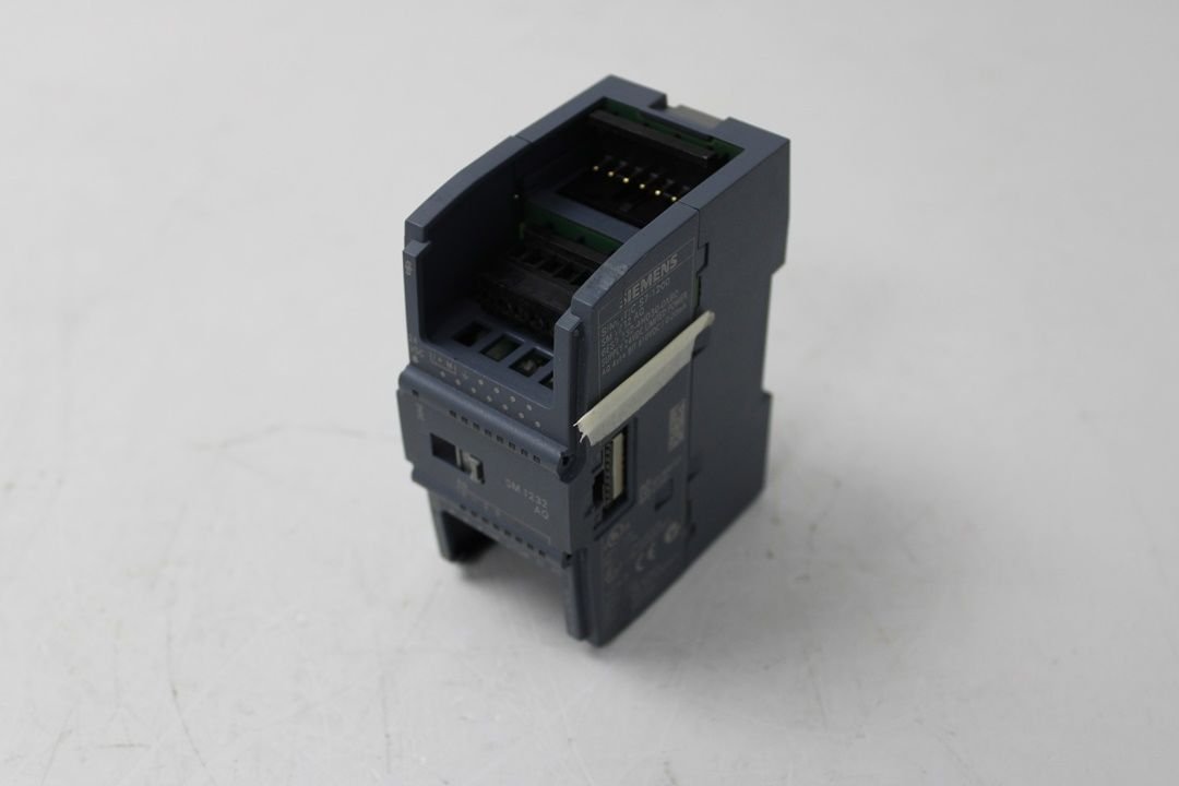 6ES7 232-4HD30-0XB0 6ES7232-4HD30-0XB0 SIEMENS
